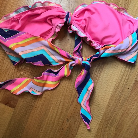 3/$15 Chevron VS bikini top - Picture 3 of 5
